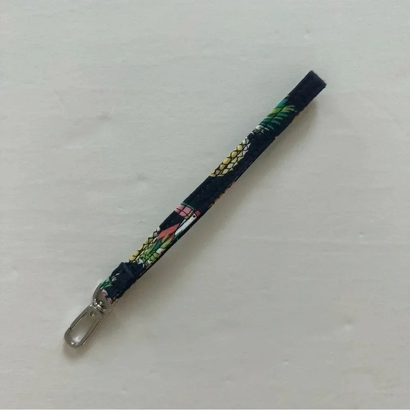 Vera Bradley Toucan Party Wristlet Strap - Picture 1 of 3